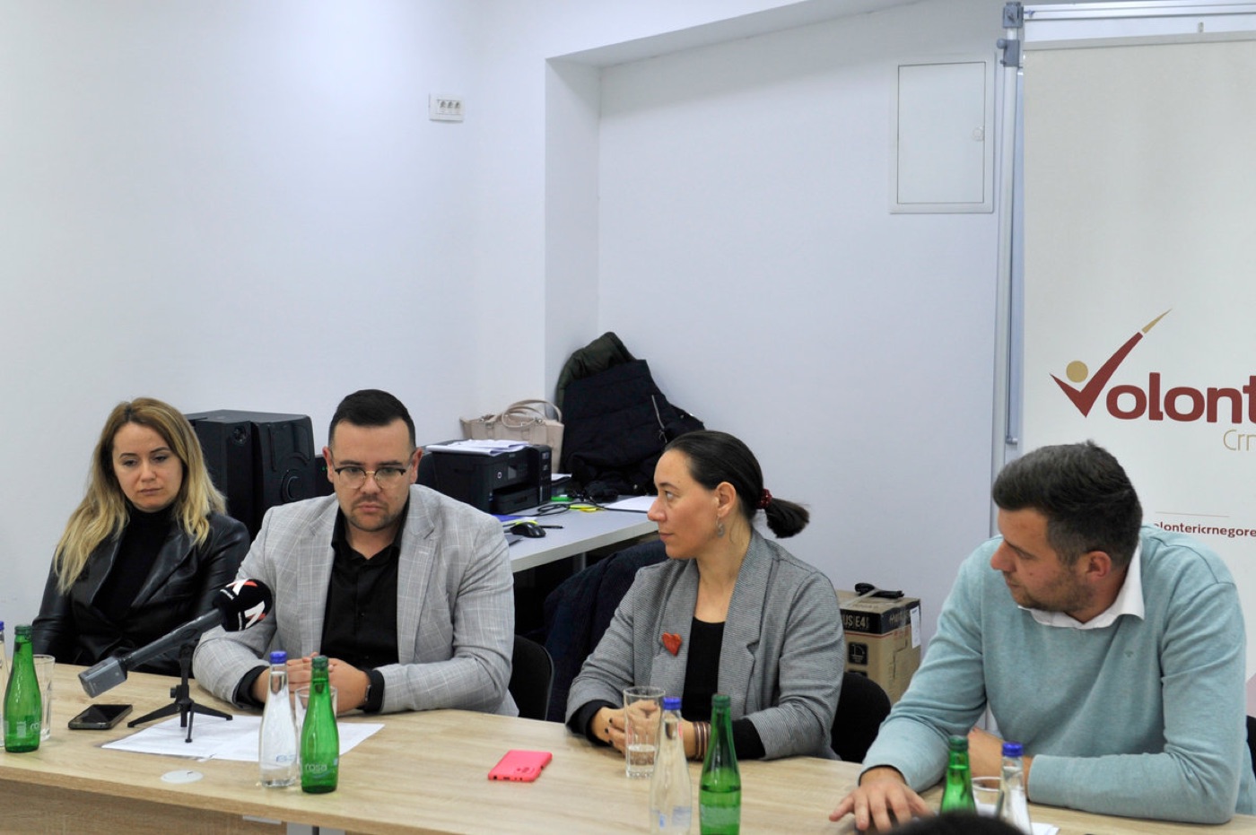 Održana panel diskusija povodom Međunarodnog dana volontera i podijeljena donacija iz VJ Lastavica